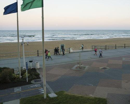 Virginia Beach Oceanfront Resort with the Comforts of Home